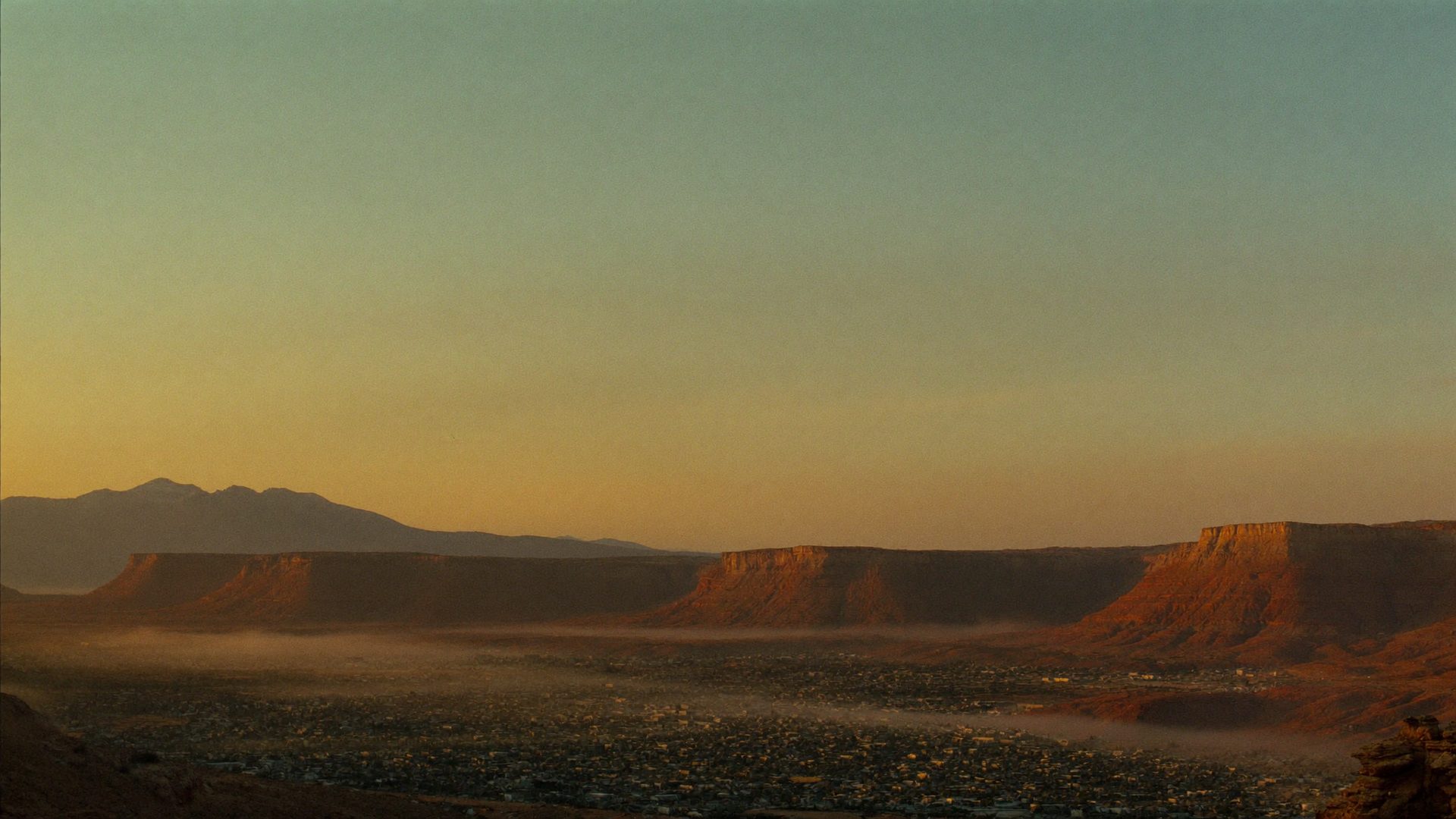 Golden sunrise over Washington, Utah